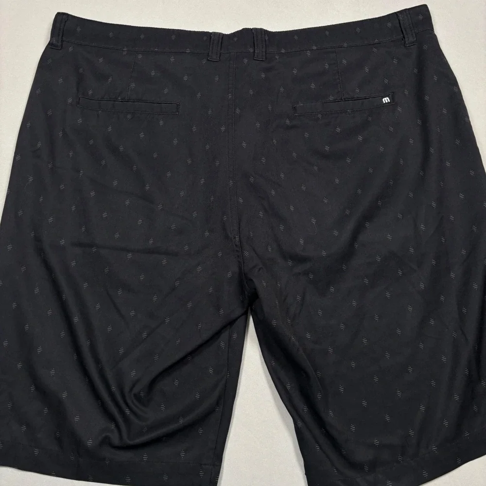 Travis Mathew Shorts Mens 40 Black‎ Geometric Diamond Pattern Golf Performance